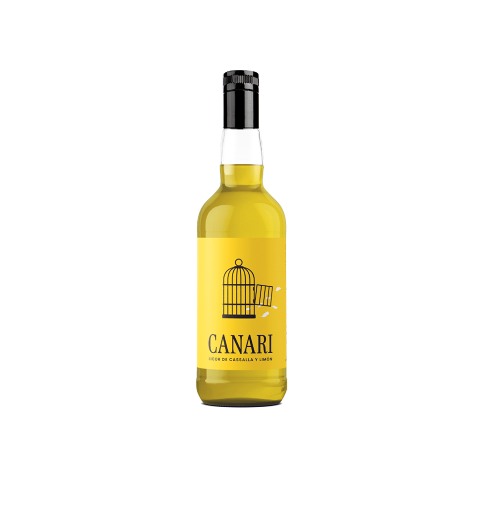 Botella de licor Canari destilados José Andrés